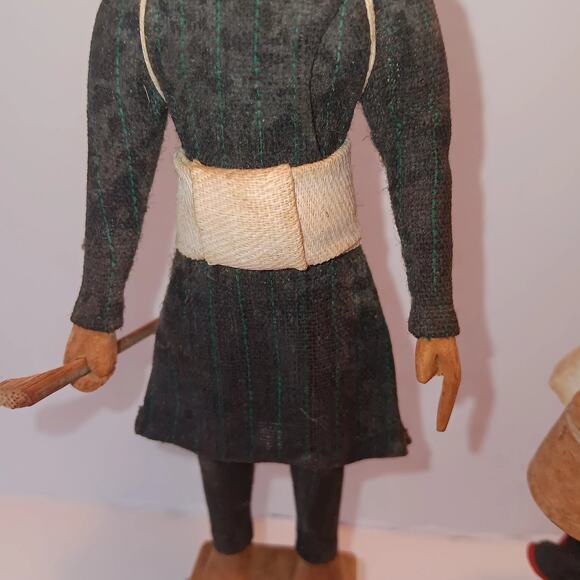 2 Handmade Tibetan Wooden Doll Indigenous Peoples Man Women 8" - Picture 6 of 13